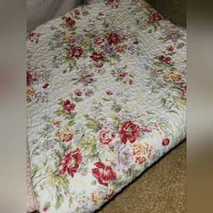 Laura Ashley Queen set